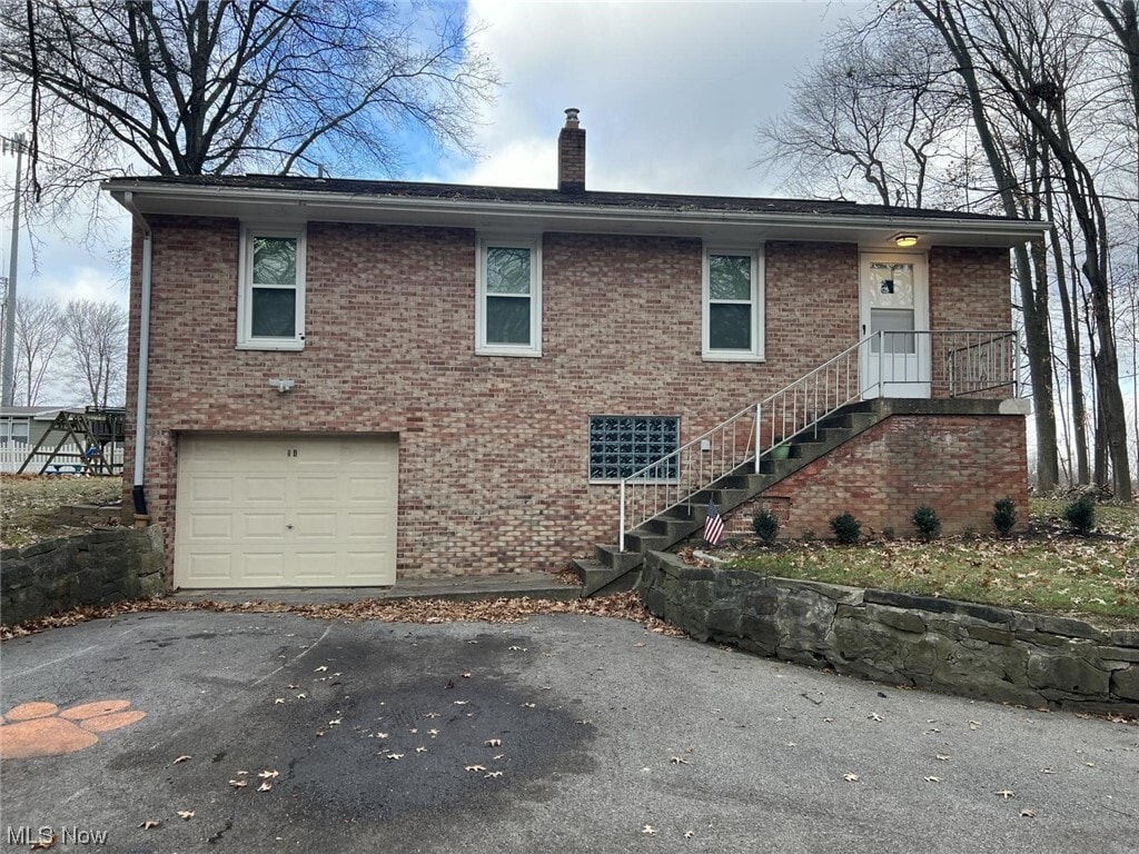 14 Kreidler Rd, Youngstown, OH 44514 House Rental in Youngstown, OH