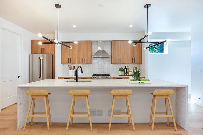 Photo - 4225 Mariposa St House