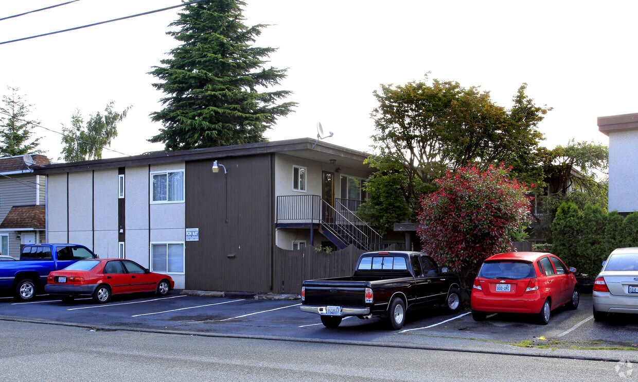 Primary Photo - 4801 Vesper Dr