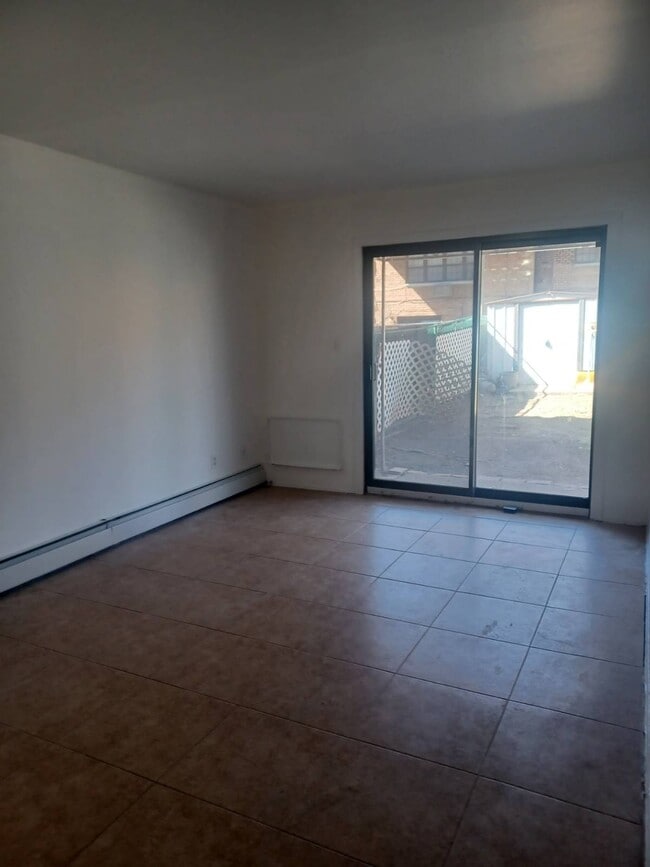 Foto del edificio - 156-14-156-78 78th St