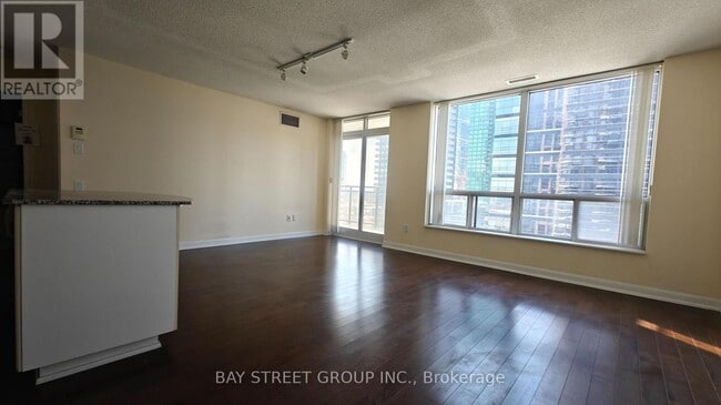 Building Photo - 33 Sheppard Ave E