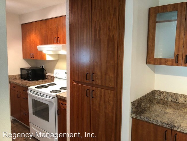 Building Photo - 2 br, 1 bath House - 5480 SW Alger Ave, #E-16