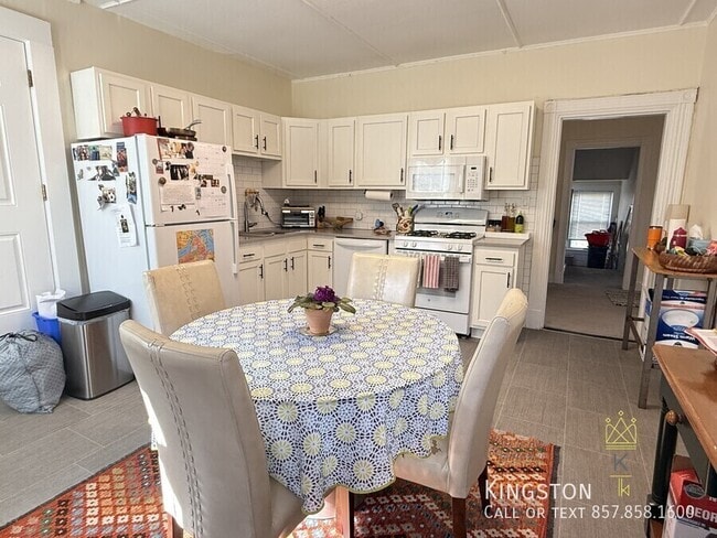 Foto del edificio - 163 Babcock St