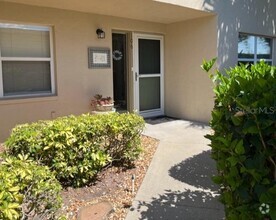 Building Photo - 821 Waterside Dr