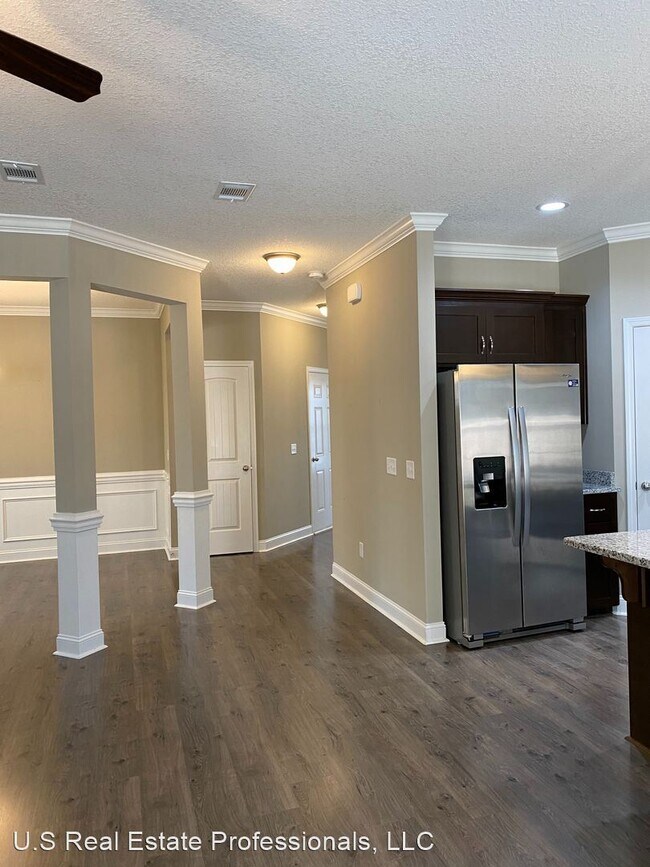 Building Photo - 3 br, 2.5 bath House - 160 Hamlet Ct