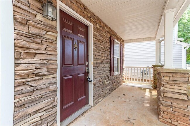 Foto del edificio - 5795 Mountain Top Pl