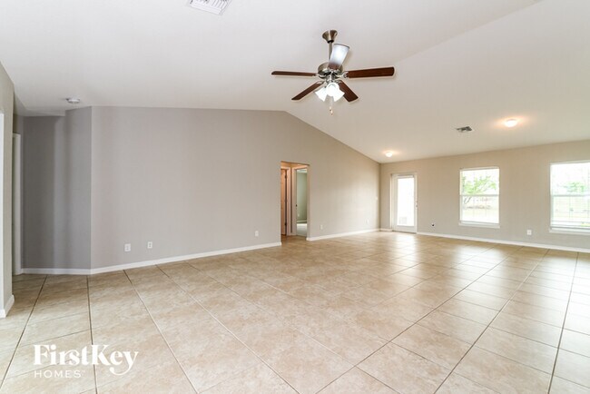 Foto del edificio - 617 SW 13th Terrace