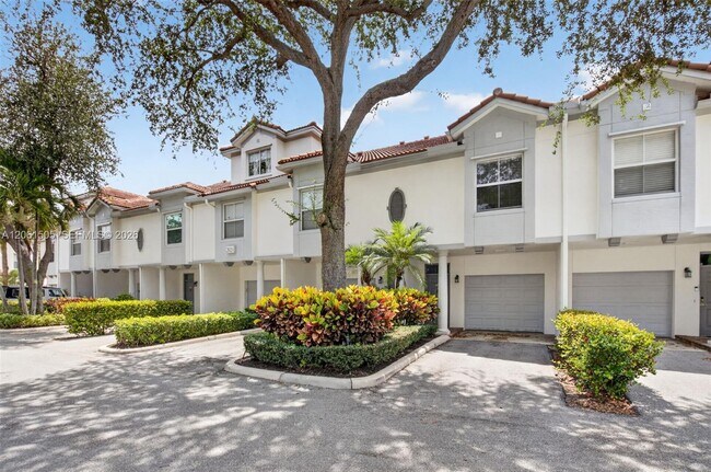 Foto del edificio - 2024 Alta Meadows Ln