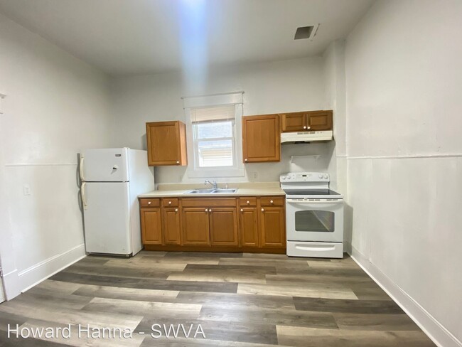 Foto del edificio - 4 br, 1 bath House - 2023 Moorman Avenue NW