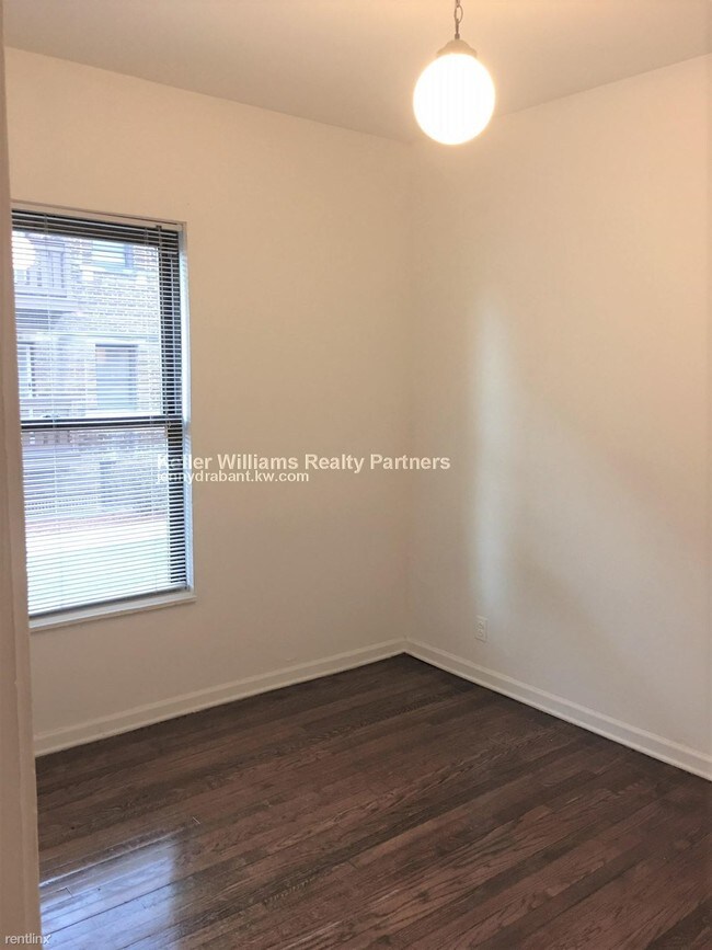 Foto del edificio - 3034 Halsted St