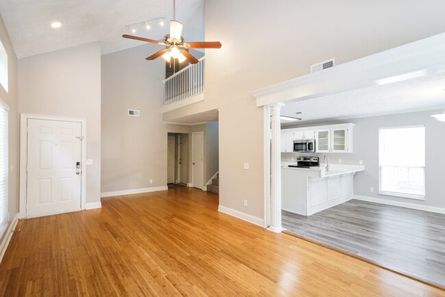 Building Photo - 106 Yocum Dr