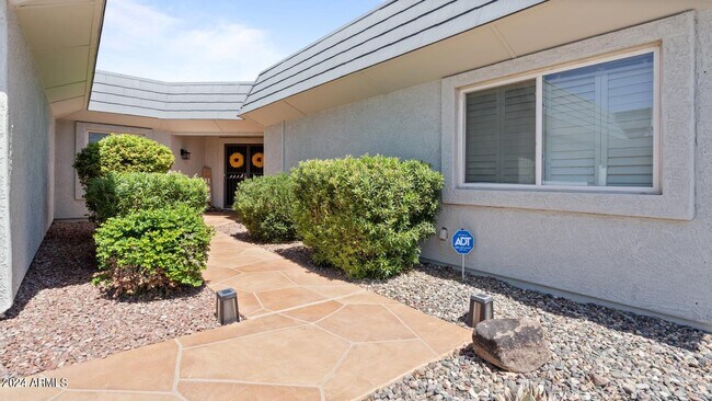 Foto del edificio - 10738 W Wheatridge Dr