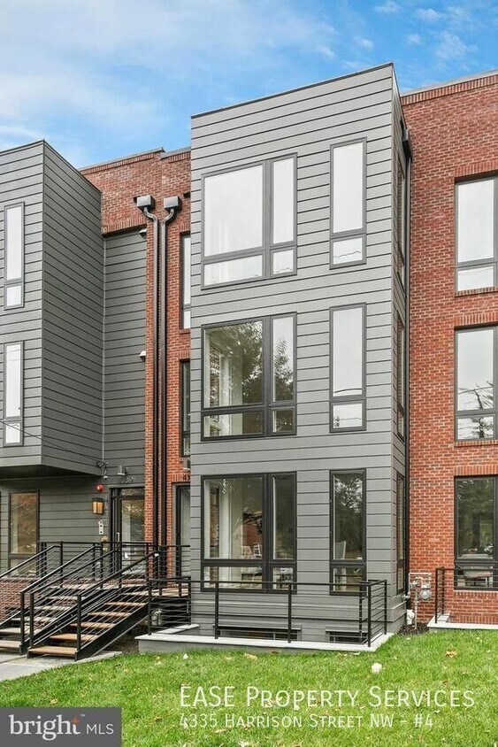 Primary Photo - 4335 Harrison St NW