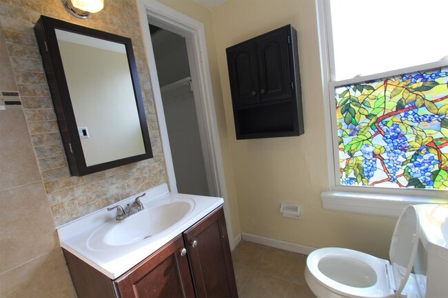 Foto del edificio - 3543 California Ave