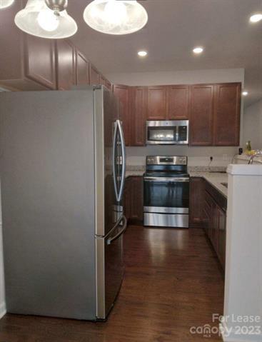 Building Photo - 9347 Grand Valley Dr