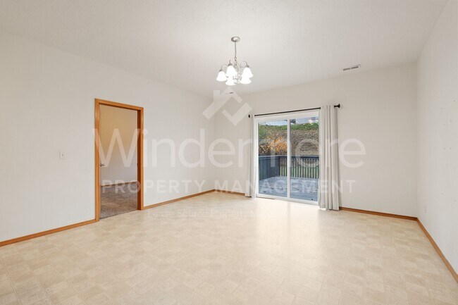 Foto del edificio - Welcome to Cheney