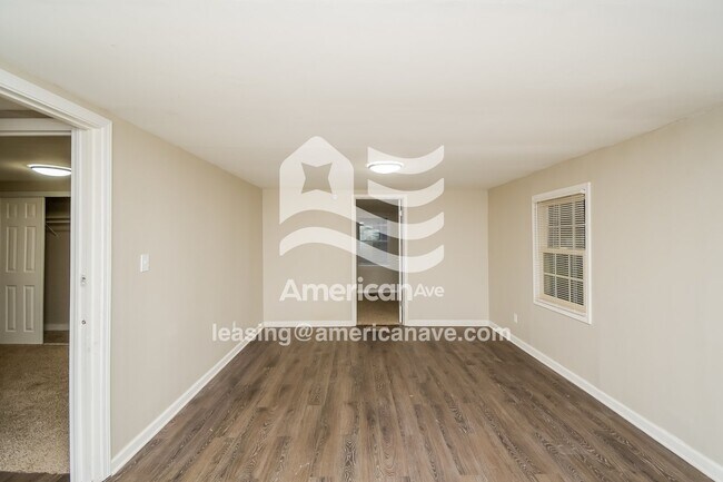 Foto del edificio - 1227 E 4th St