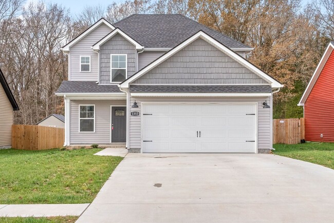 Foto del edificio - Newly Built Home in Fletcher's Bend Subdiv...