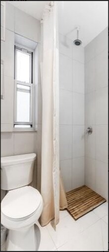 Foto del edificio - 314 E 3rd St