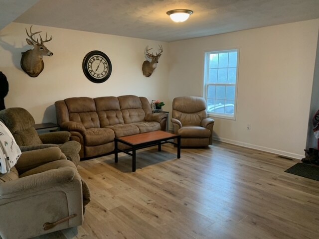 Foto principal - 104 Prairie View Ln