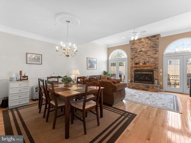 Building Photo - 8818 Lew Wallace Rd