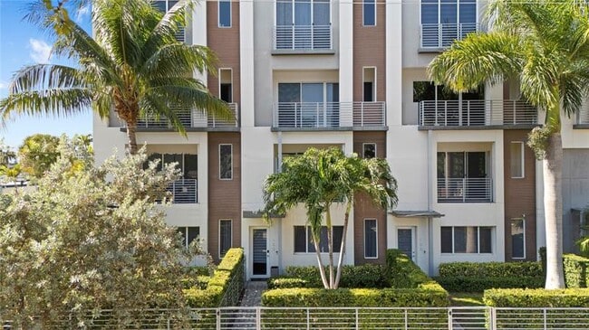 Foto del edificio - 1025 NE 18th Ave