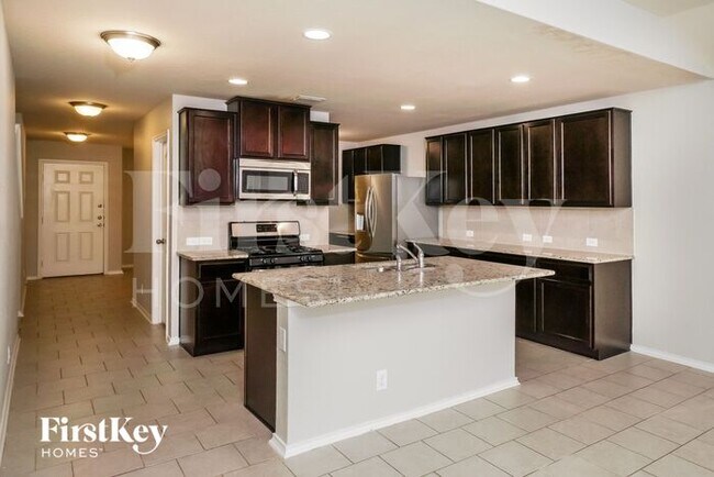 Building Photo - 15222 Cinnamon Teal