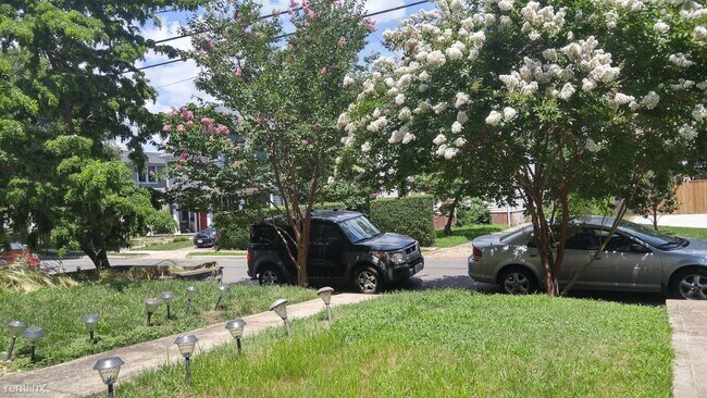 Foto del edificio - 2 br, 2 bath Townhome - 405 East Bellefont...