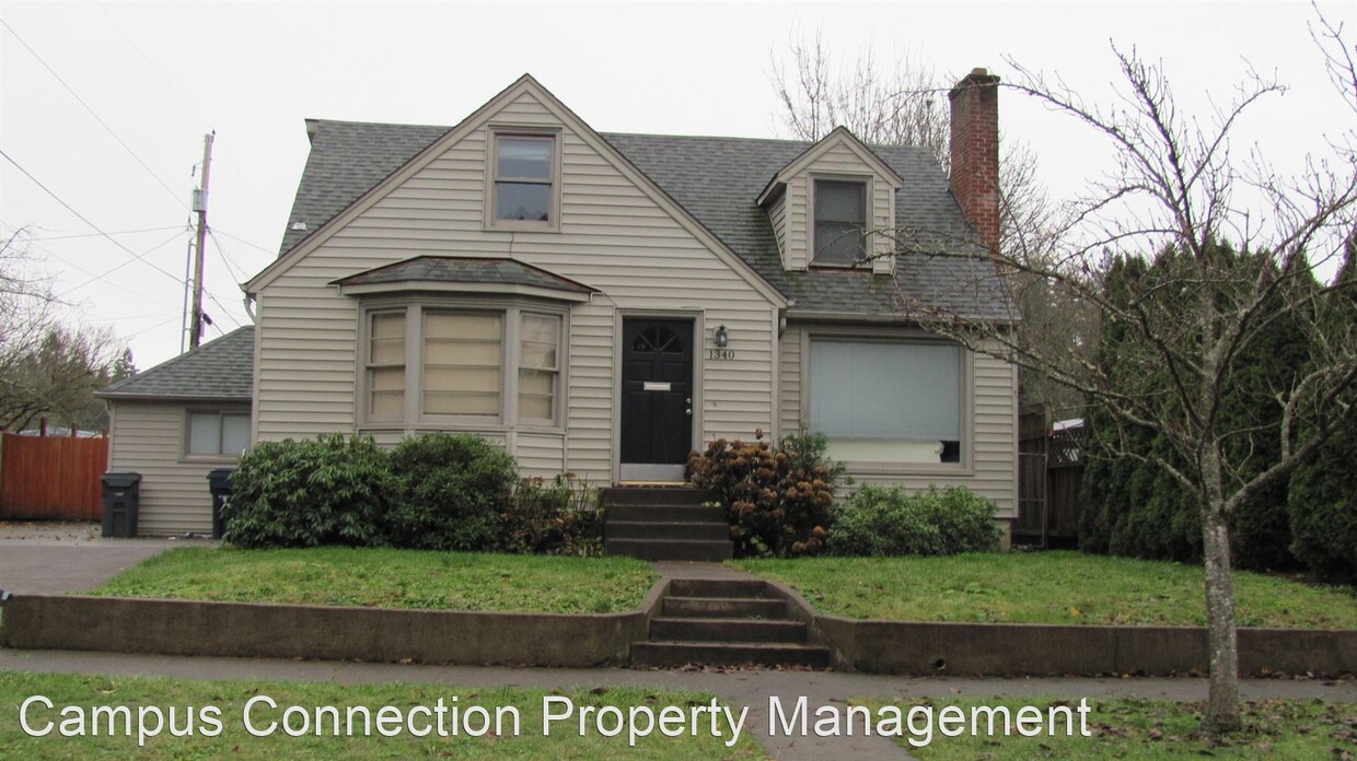 Primary Photo - 4 br, 2 bath House - 1340 E 23rd