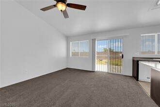 Building Photo - 833 Camden Yard Ct
