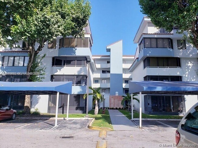 Foto del edificio - 8255 SW 152nd Ave
