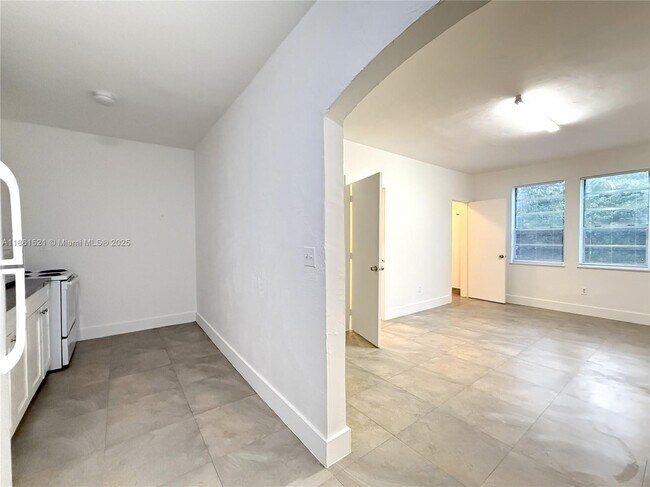 Foto del edificio - 2701 NW 1st Ave