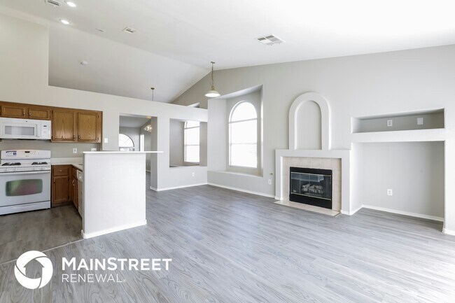 Building Photo - 3428 Steppe St