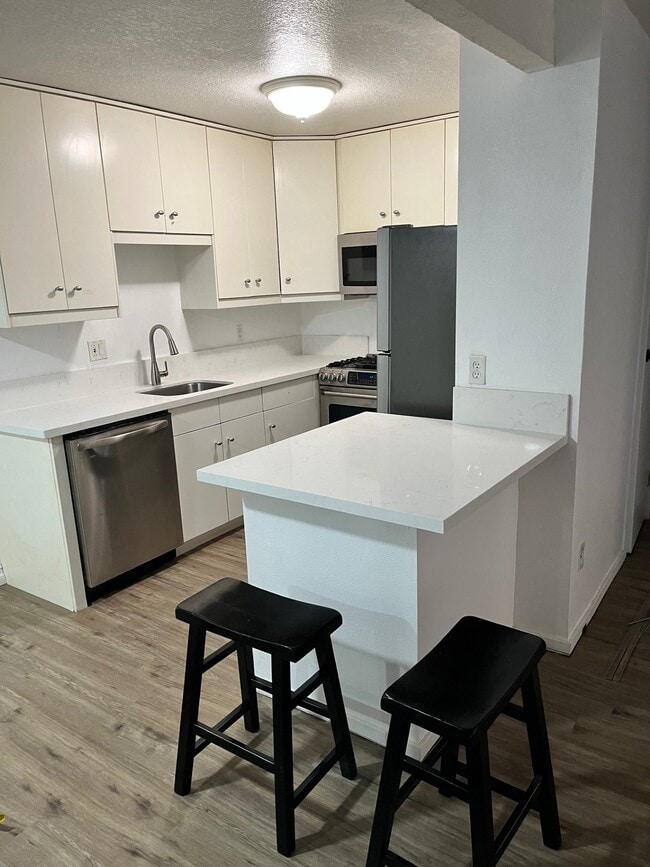 Building Photo - 1101 West Macarthur Boulevard