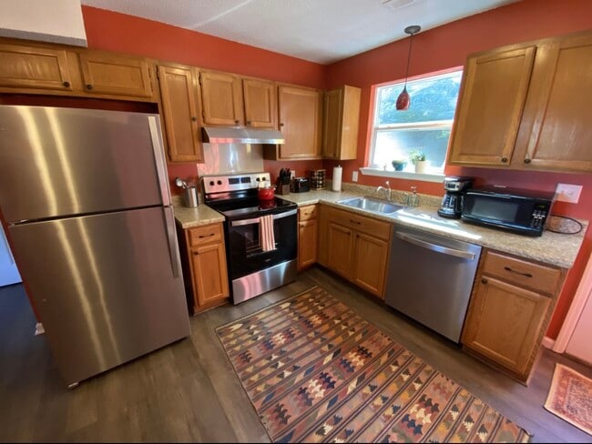Building Photo - 777 Winding Hills Ln