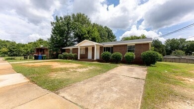 Building Photo - 714 Palmetto Ave