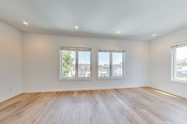 Building Photo - 1375 Minna St
