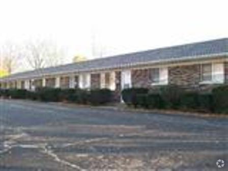 Building Photo - 102-114 Gloria Ave