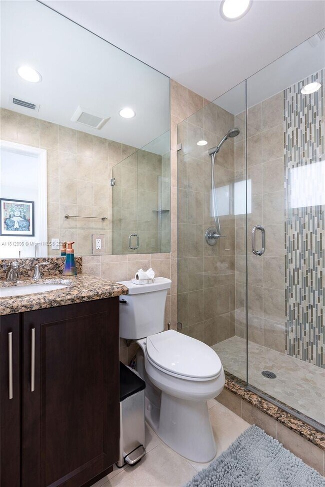 Foto del edificio - 2601 NE 34th St