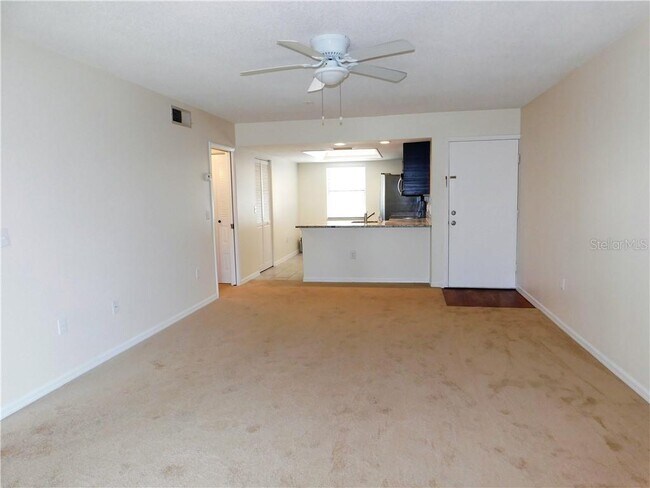 Building Photo - 510 Meadow Ln