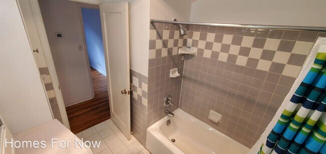 Building Photo - 2 br, 1 bath House - 6805 Thomas Avenue South