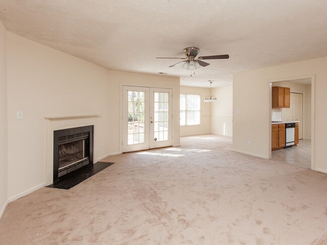 Building Photo - 6827 Willow Ct