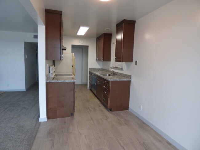 Foto del edificio - 16280 Saratoga St