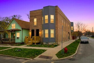 Building Photo - 13443 Greenwood Ave