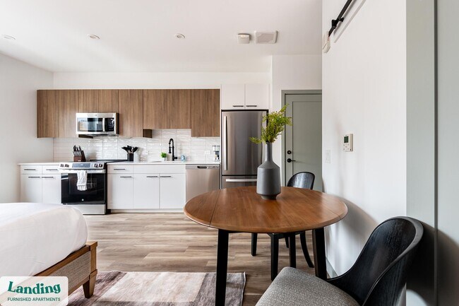 Foto del edificio - 39 Railroad Ave