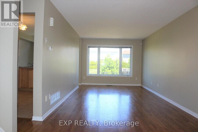 Photo du bâtiment - 176 Colliston Crescent