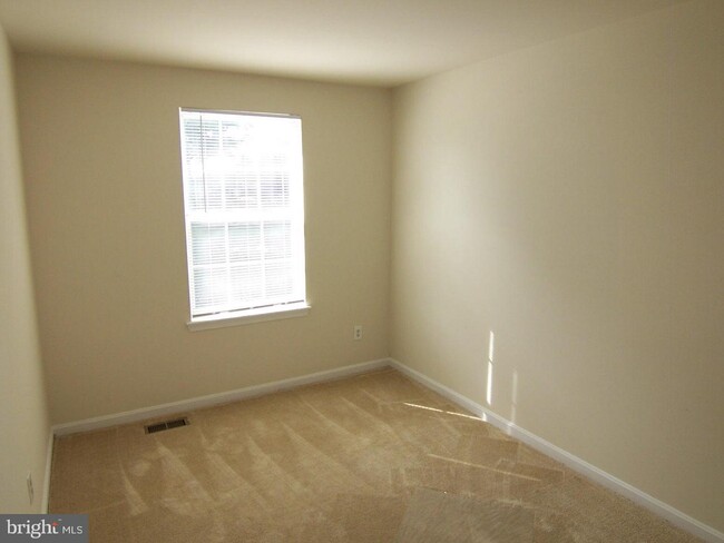 Building Photo - 4201 Chapelgate Pl