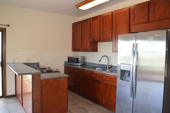 Building Photo - 5152 Lawai Rd