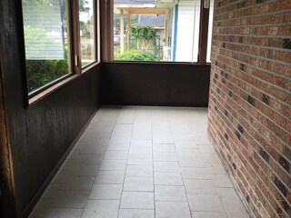Foto del edificio - 2439 Jefferson Ave