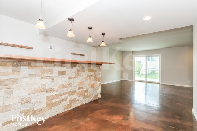 Foto del edificio - 967 Shephard Woods Ct